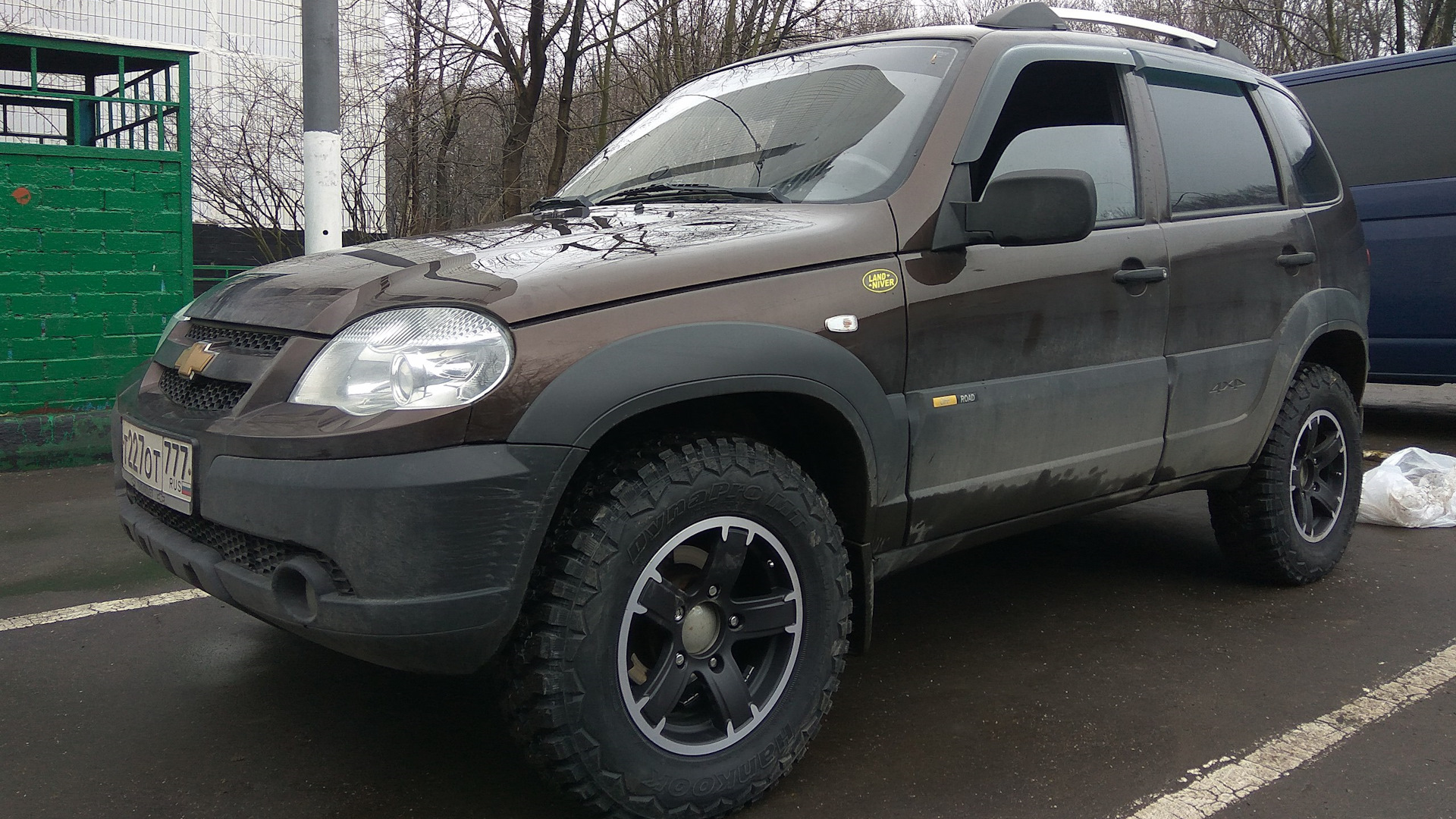 Диски на ниву шевроле. Шевроле ниву КИК Ангара 15. Chevrolet Niva КИК Ангара. Диски КИК Ангара на ниву Шевроле. КИК Ангара et15.