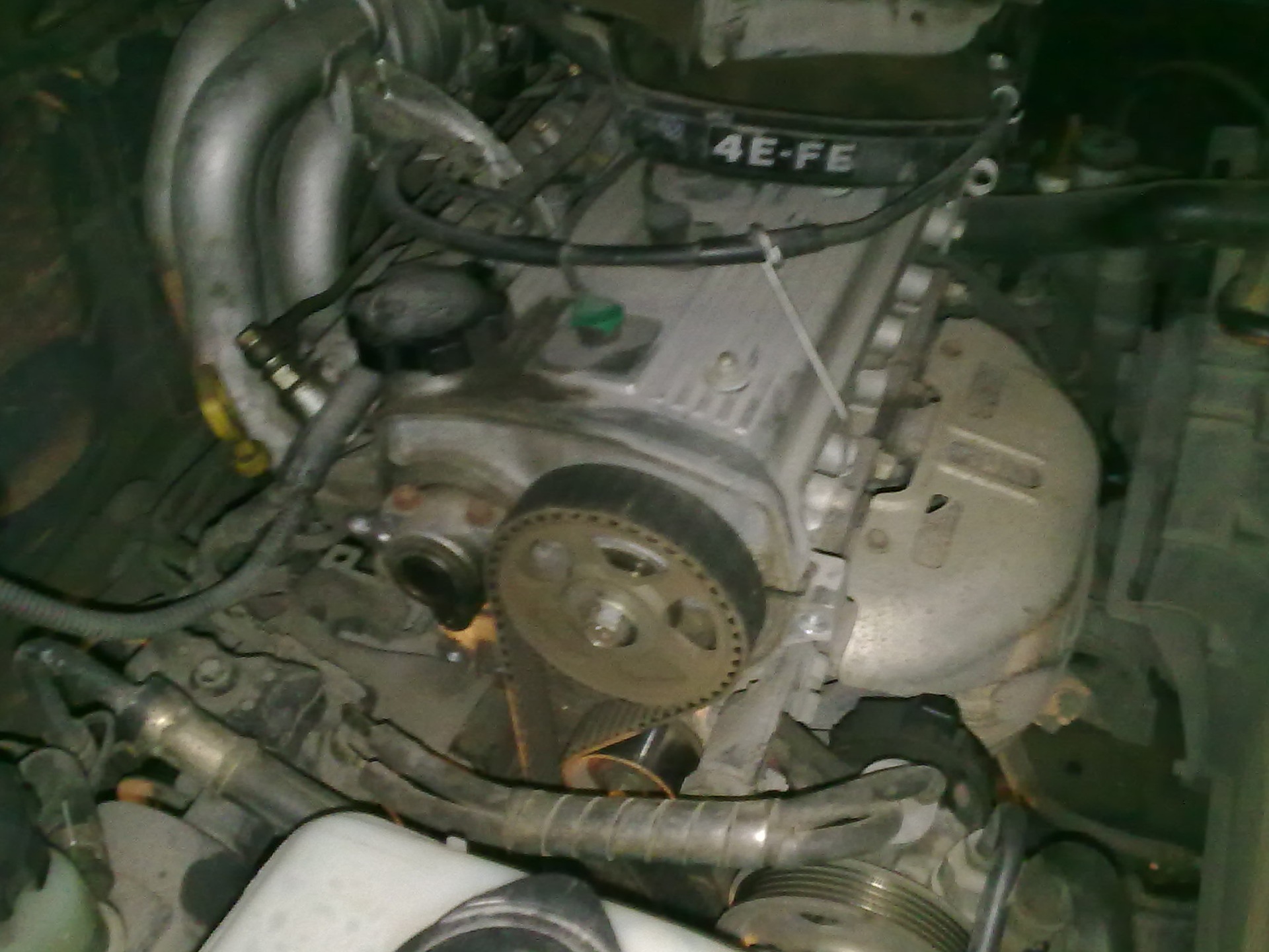 Changed timing oil seals and belts - Toyota Corolla 14 l 1998