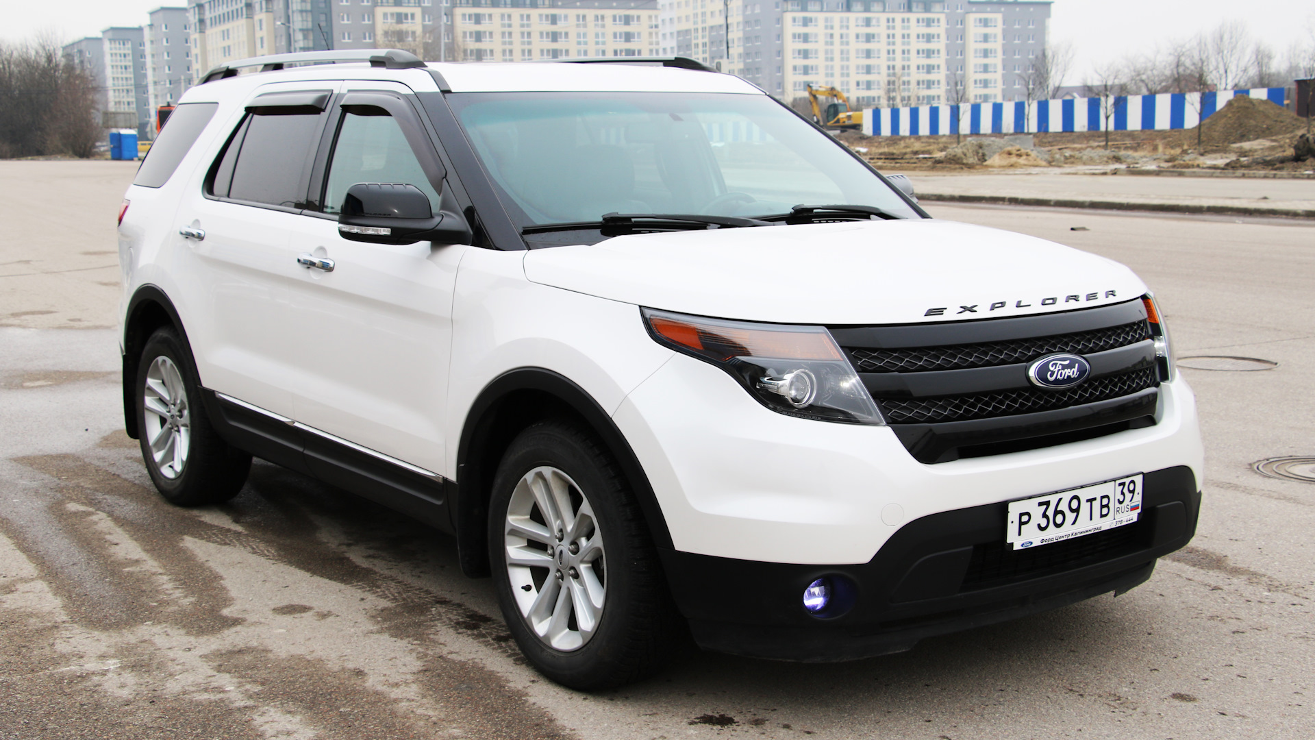 Ford Explorer (5G) 3.5 бензиновый 2012 | Limited - Кривые Буквы на DRIVE2