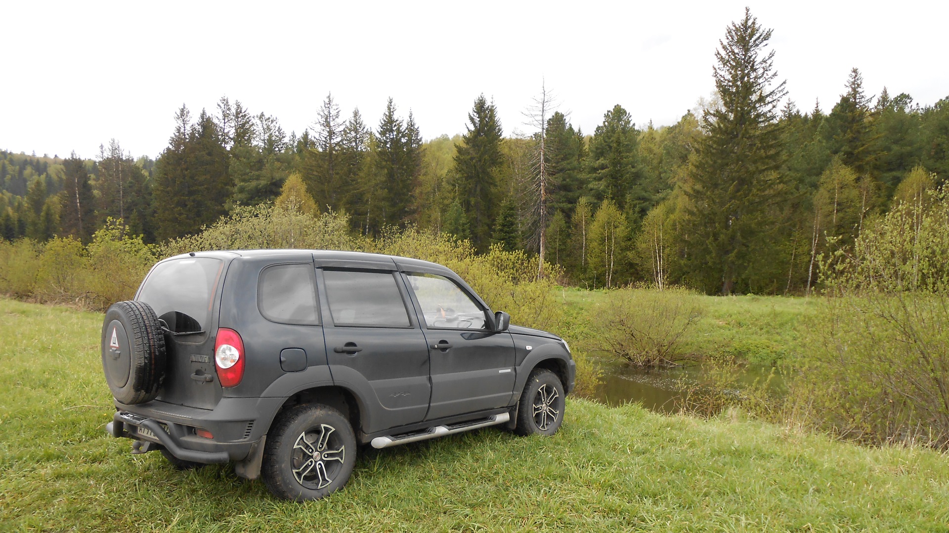 Chevrolet Niva бензиновый 2013 | 