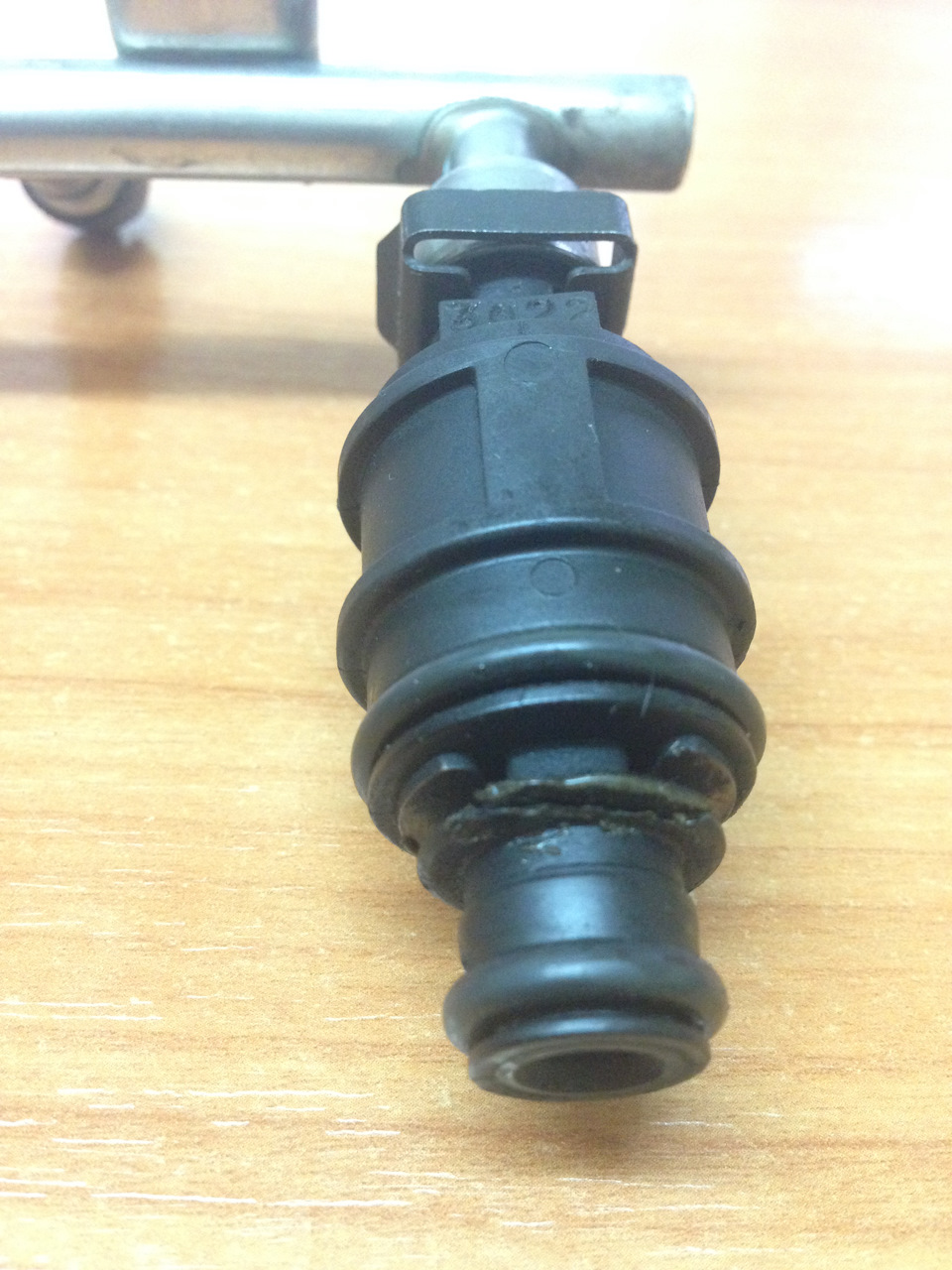 Форсунка на отработанном масле нет распыла. Форсунка m20b20. Форсунки на горячую. Льют форсунки. Комплект уплотнения форсунок перкинс 2800.