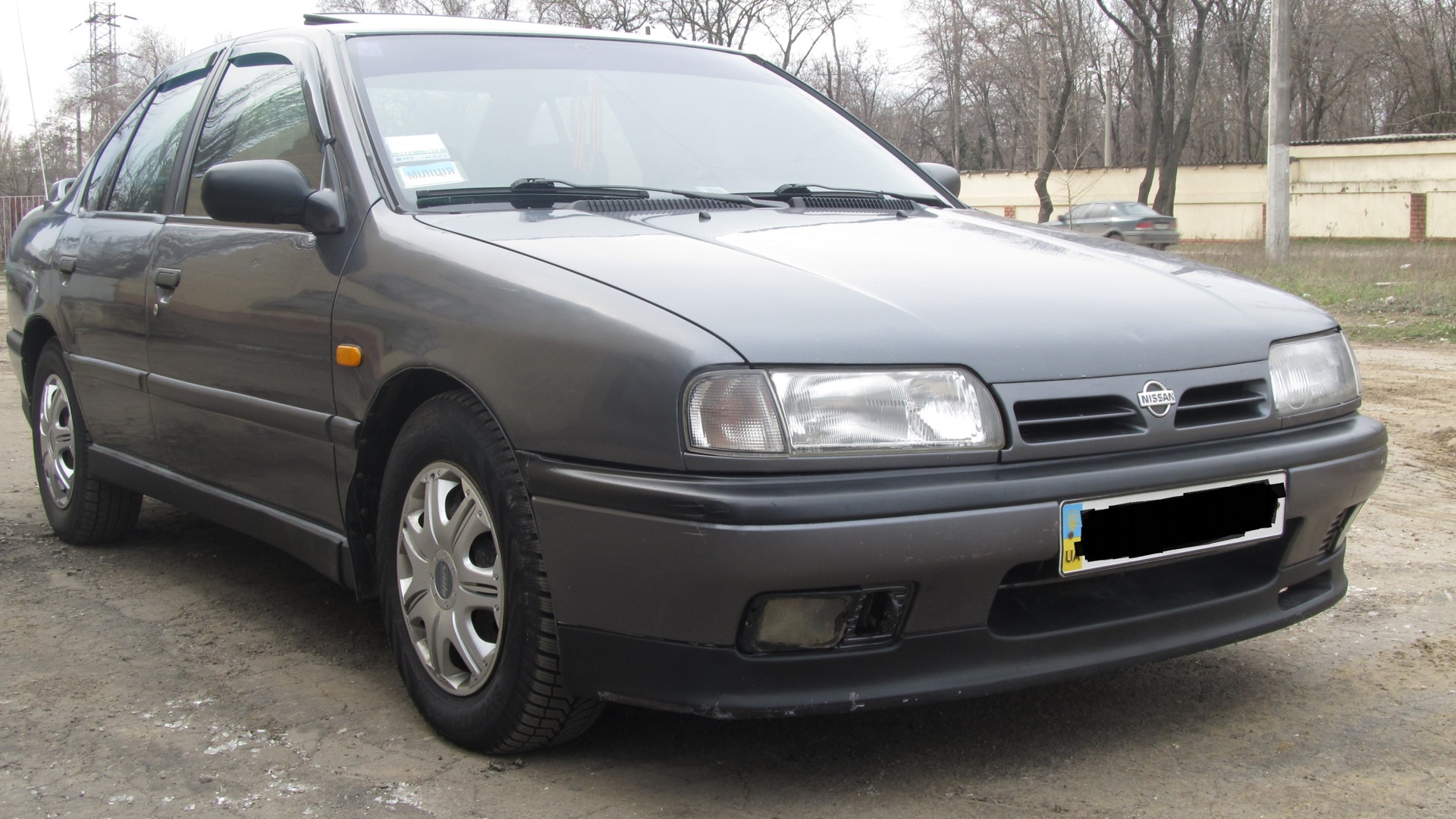 Nissan primera p10 хэтчбек