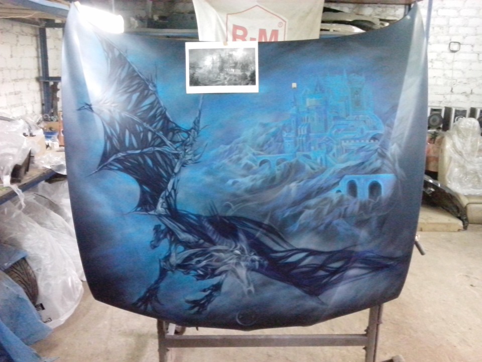 Аэрография Костяной дракон на е39. — Сообщество «Аэрография» на DRIVE2