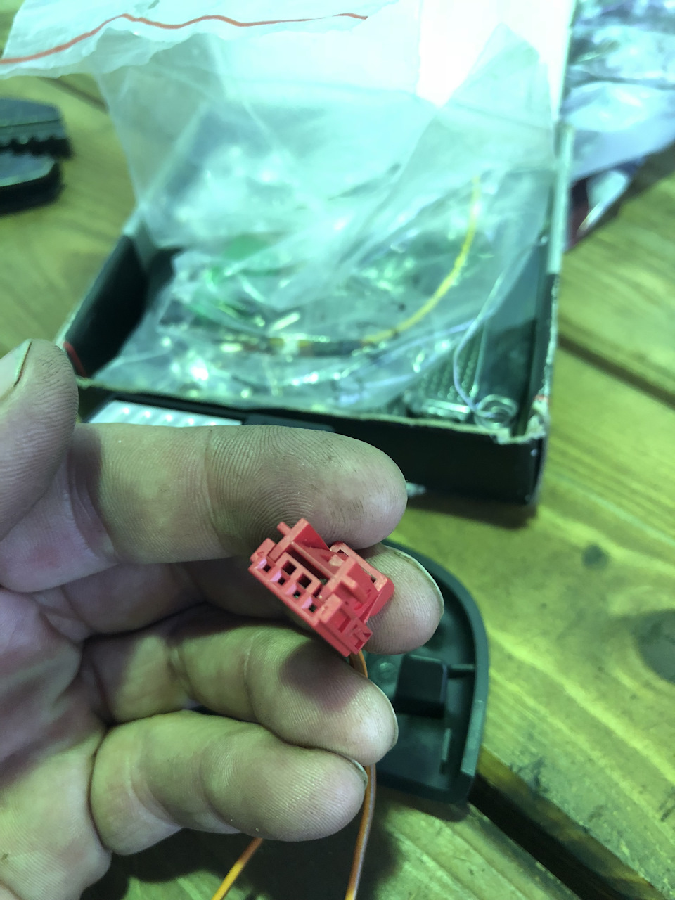 Подлокотник FL+2USB порта для зарядки — Skoda Rapid (1G), 1,4 л, 2016 ...