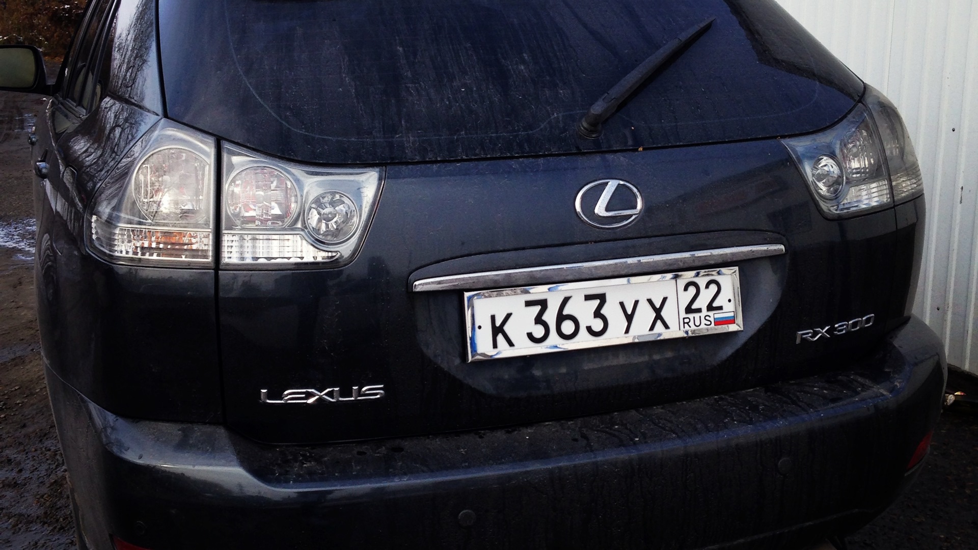 Lexus RX (2G) 3.0 бензиновый 2004 | Немного перекосило. на DRIVE2