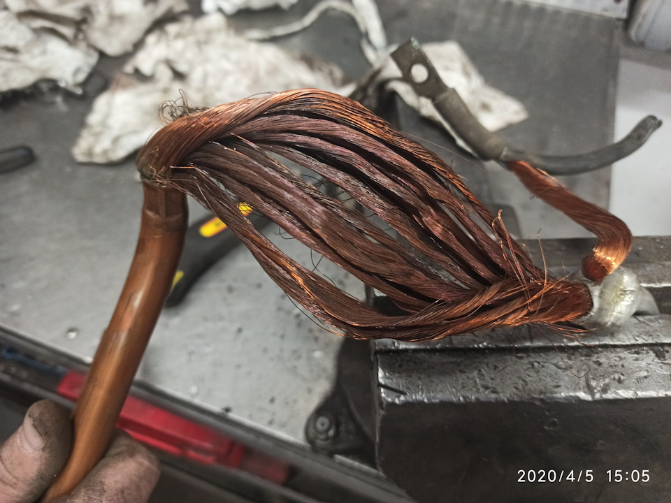 От середины провода до стартера — Audi Q7 (1G)