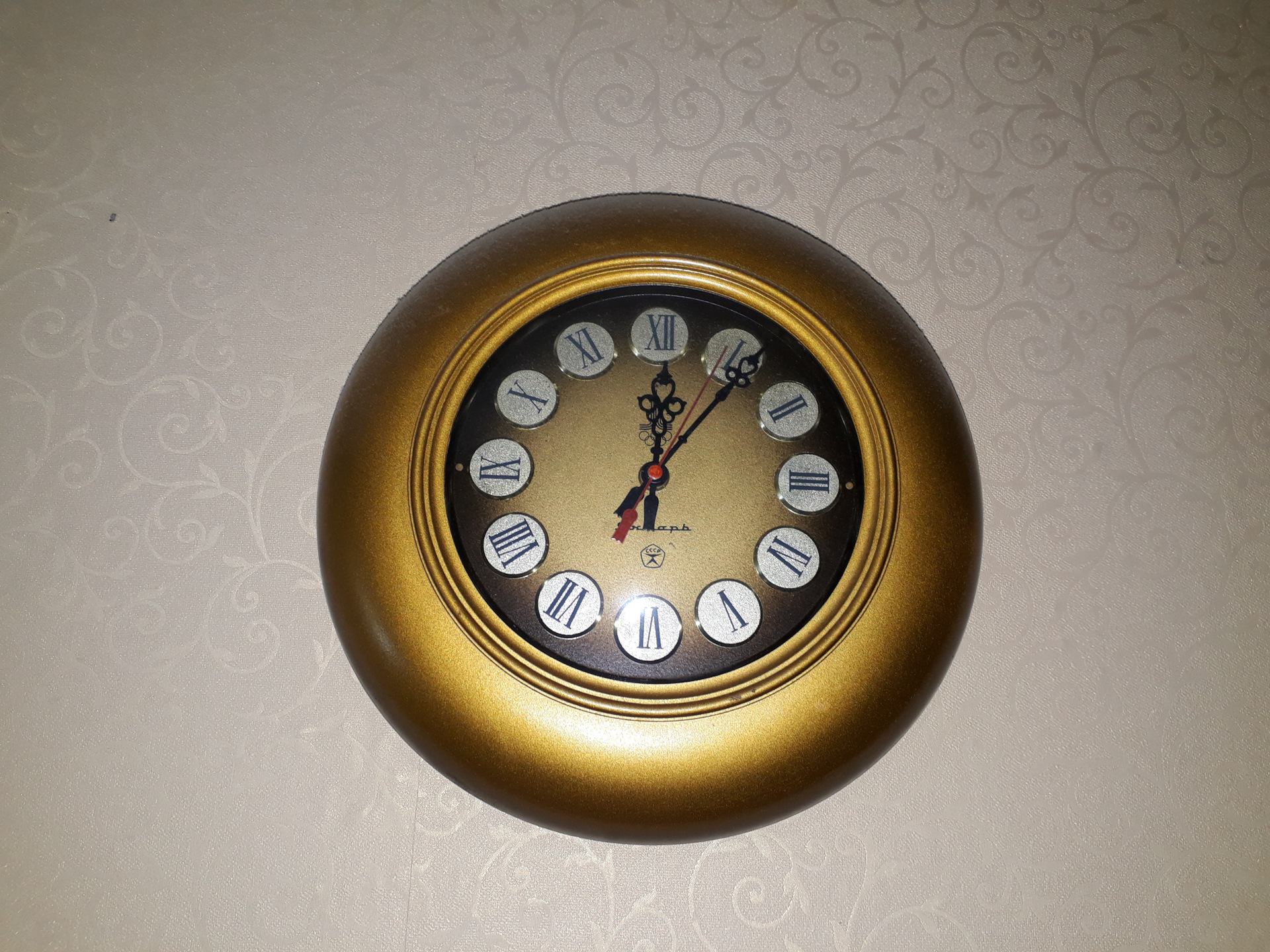 Часы янтарь СССР (57215 )
