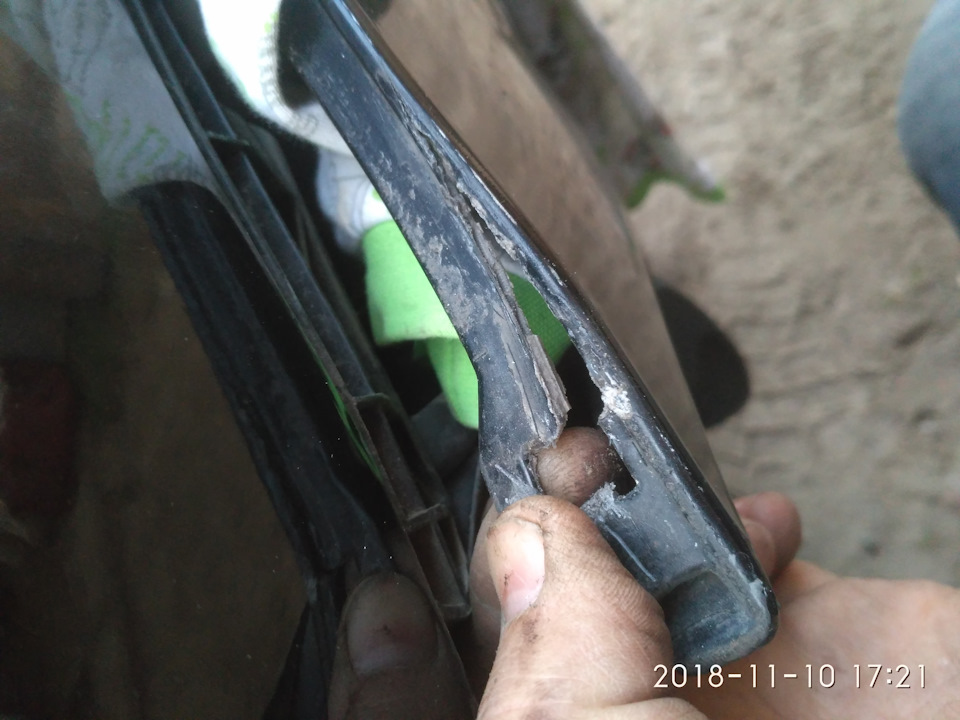 Подскажите как склеить бампер — Toyota Avensis II, 1,8 л., 2006 года ...