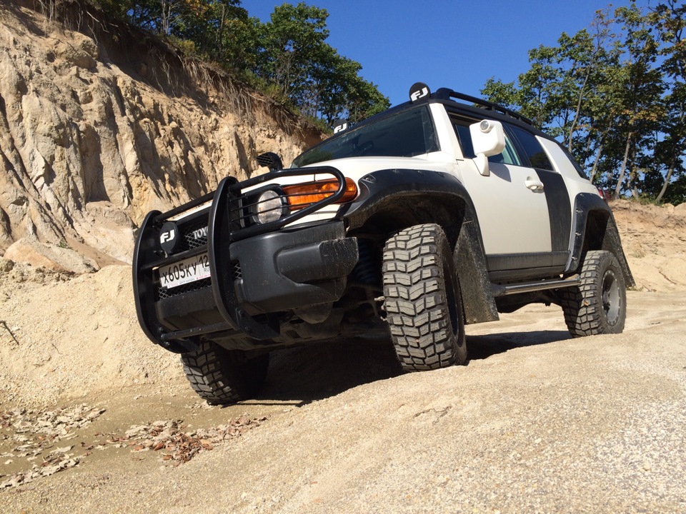 Мд крузер. Тойота FJ Cruiser 2013. FJ Cruiser Sand Color. Расширители арок FJ Cruiser. Chassis FJ Cruiser.