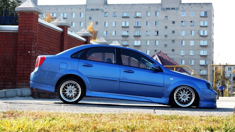 Chevrolet Lacetti stance