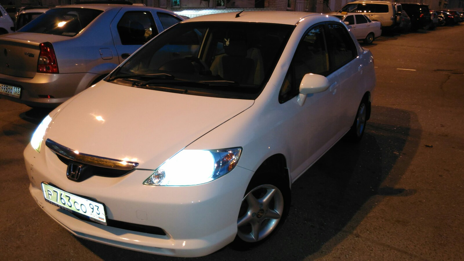 Honda Fit Aria 2003