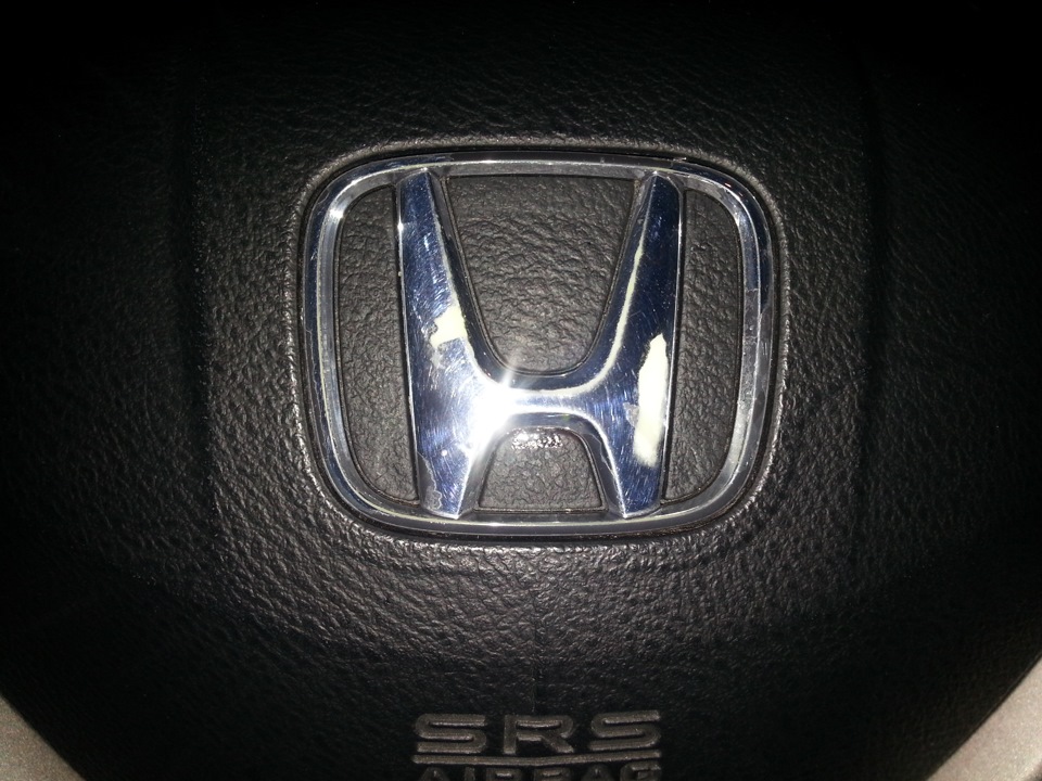 Замена значка на руле — Honda Civic 5D (8G), 1,8 л, 2008 года ...