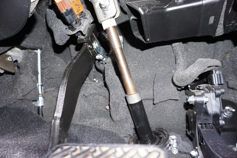 Ну, вообщем вот, в ногах водителя! — Nissan Murano II