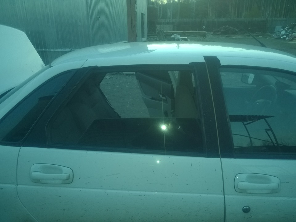 Поклейка машины — Lada Приора седан, 1,6 л, 2013 года | стайлинг | DRIVE2