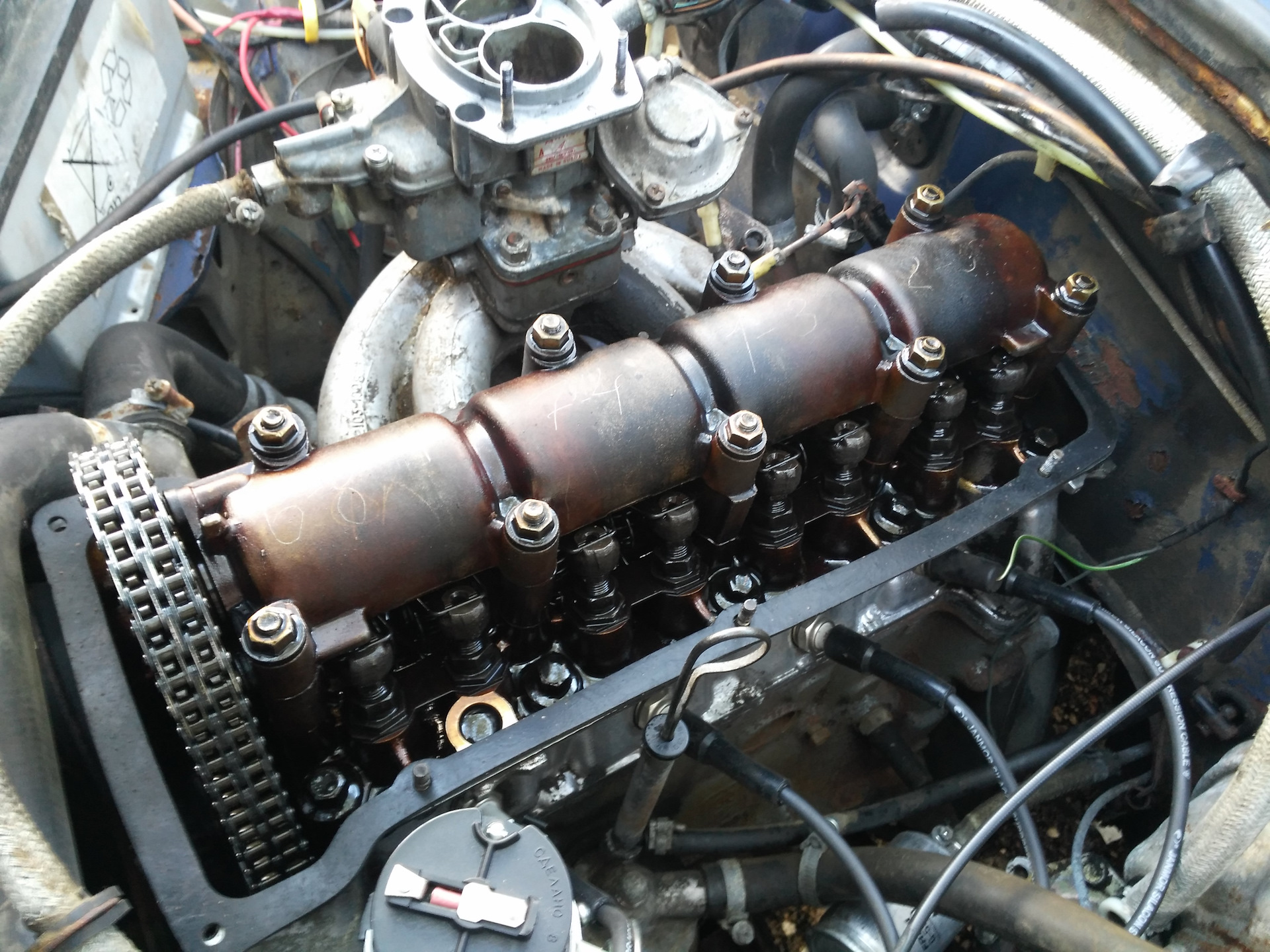 Клапана ваз 2107. Регулировка клапанов 21213 карбюратор. Вал клапанов ваз 2106. Направляющие гбц ваз 2107. Карбюратор tz 30.