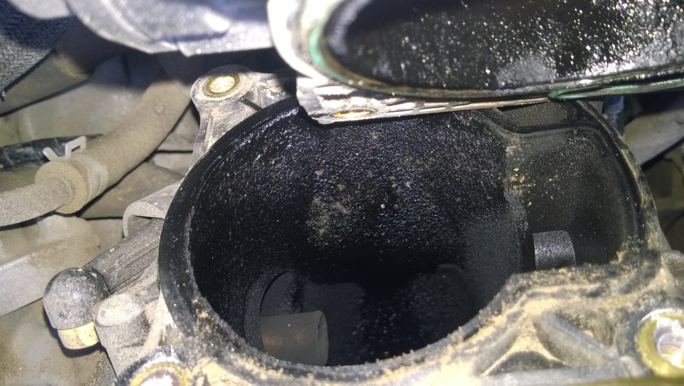 Прочистка дроссельной заслонки или впускного тракта) — Mazda 6 (1G) GG ...