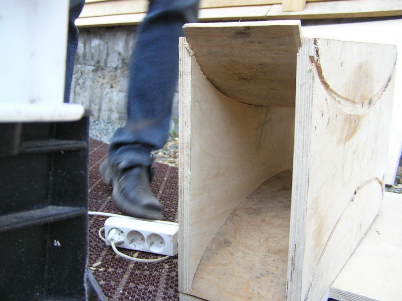 Короб под саб! День 1 (строим экспо порт) — Mazda 323 IV, 1,6 л, 1990 ...