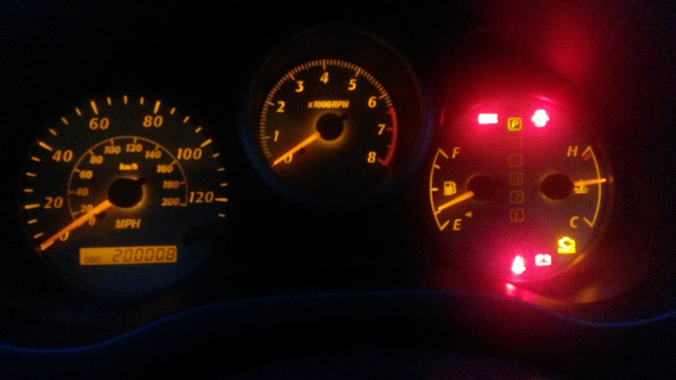 Не горит индикатор давления масла при включенном зажигании — Toyota ...