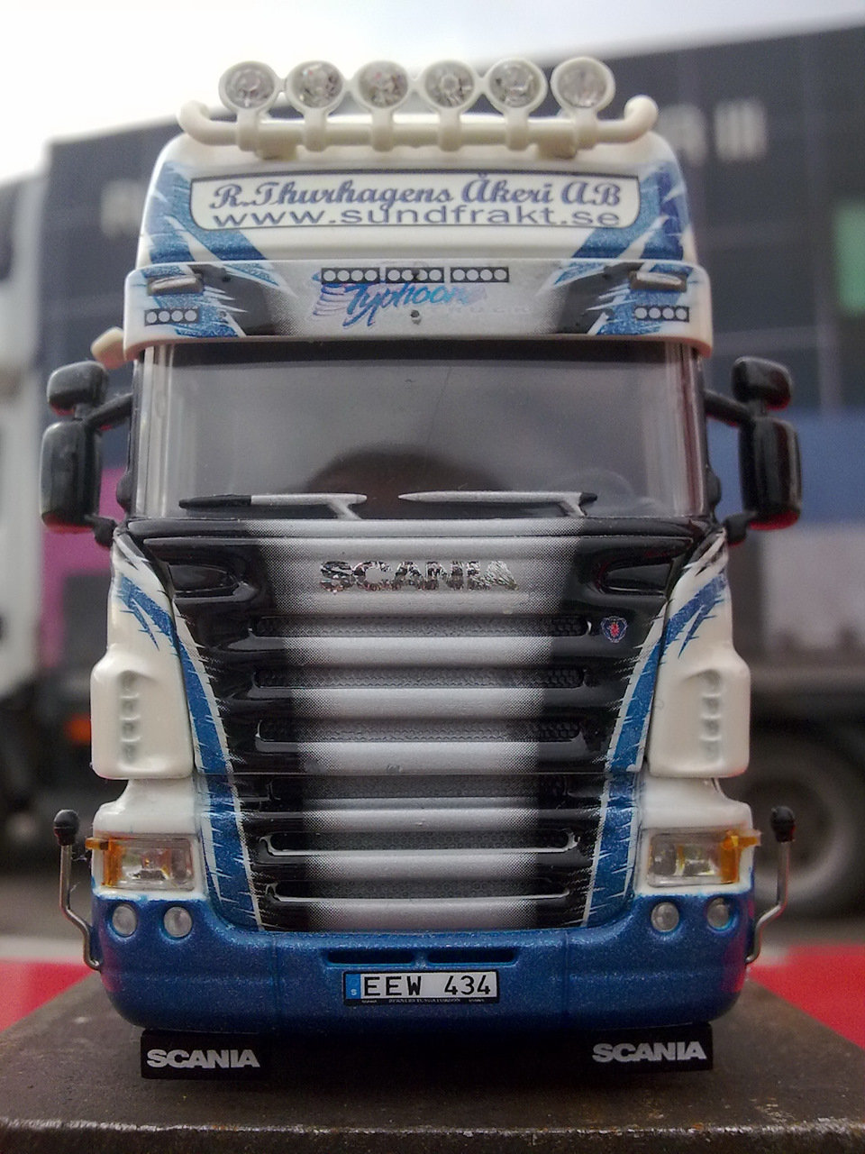 ★Thurhagens Akeri AB SCANIAスカニア R Topline トラック トラクタヘッド /WSI 建設機械模型 工事車両 1/50 ミニチュア Thurhagen; Scania R Topline 8x4 | WSI Models