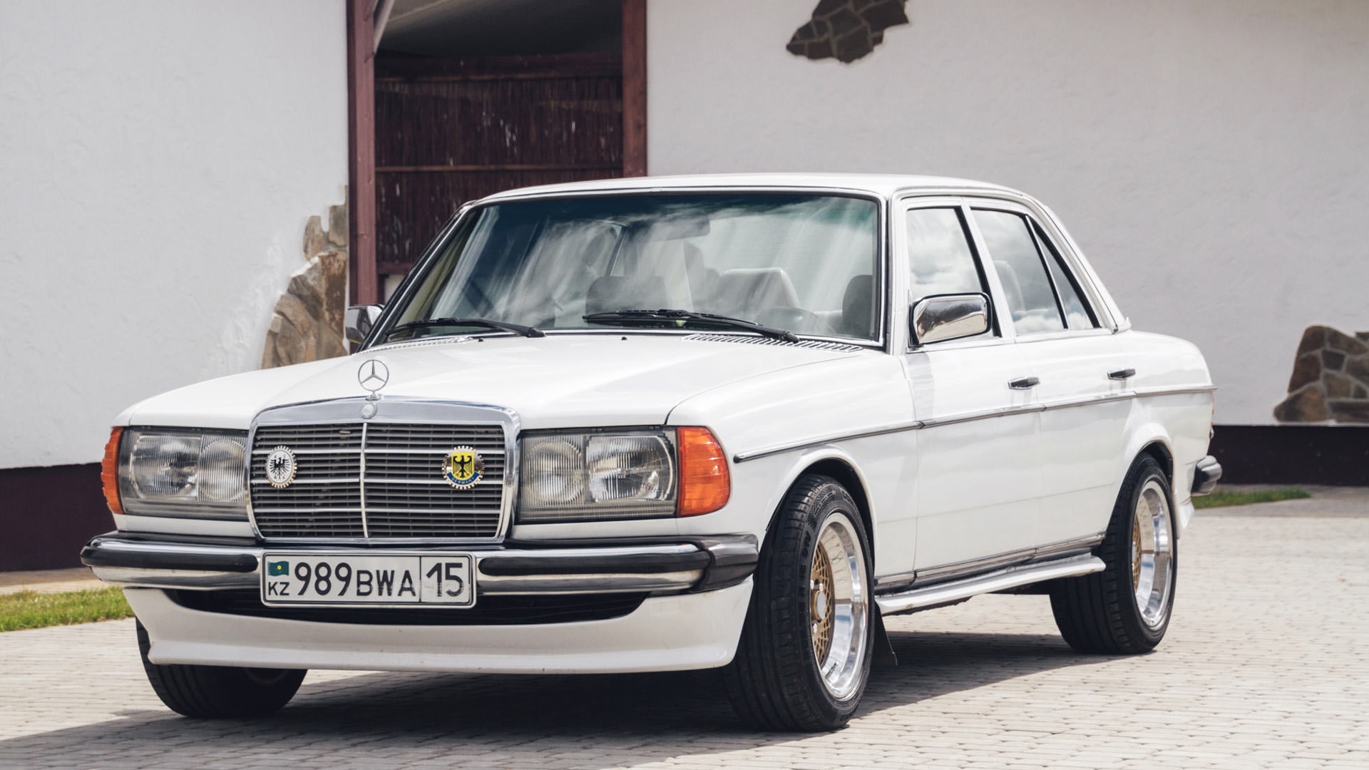 Mercedes-Benz W123 2.4 дизельный 1979 | EGOIST AMG TURBODIESEL на DRIVE2