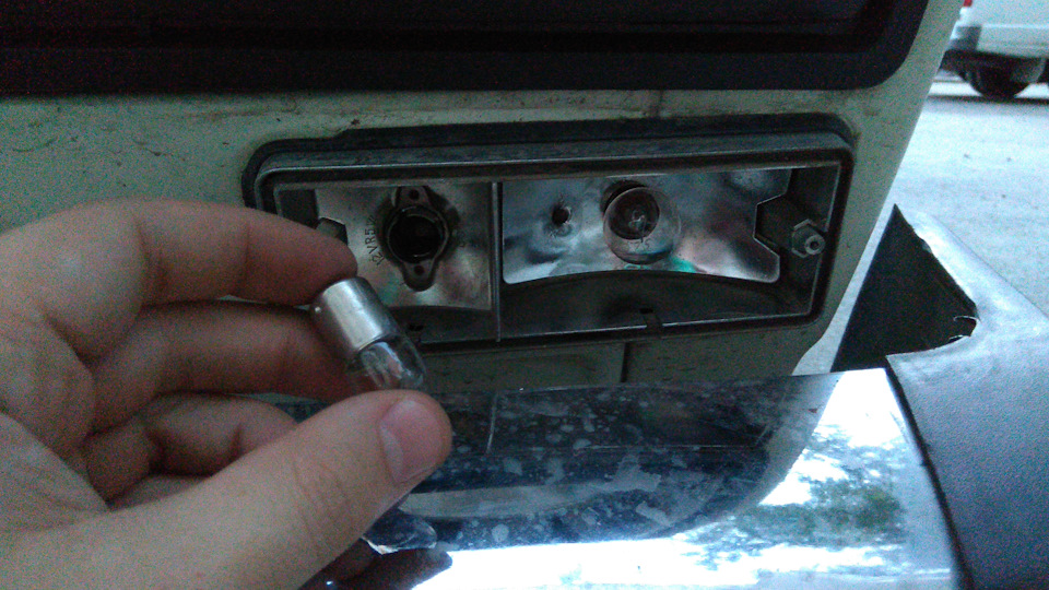 Светодиоды в передние габариты / Помыл задние фонари — Lada 2106, 1,6 л ...