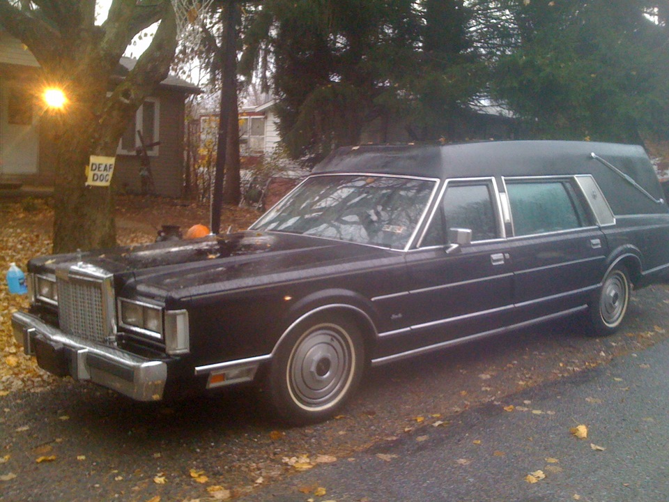 Lincoln Town car 1985