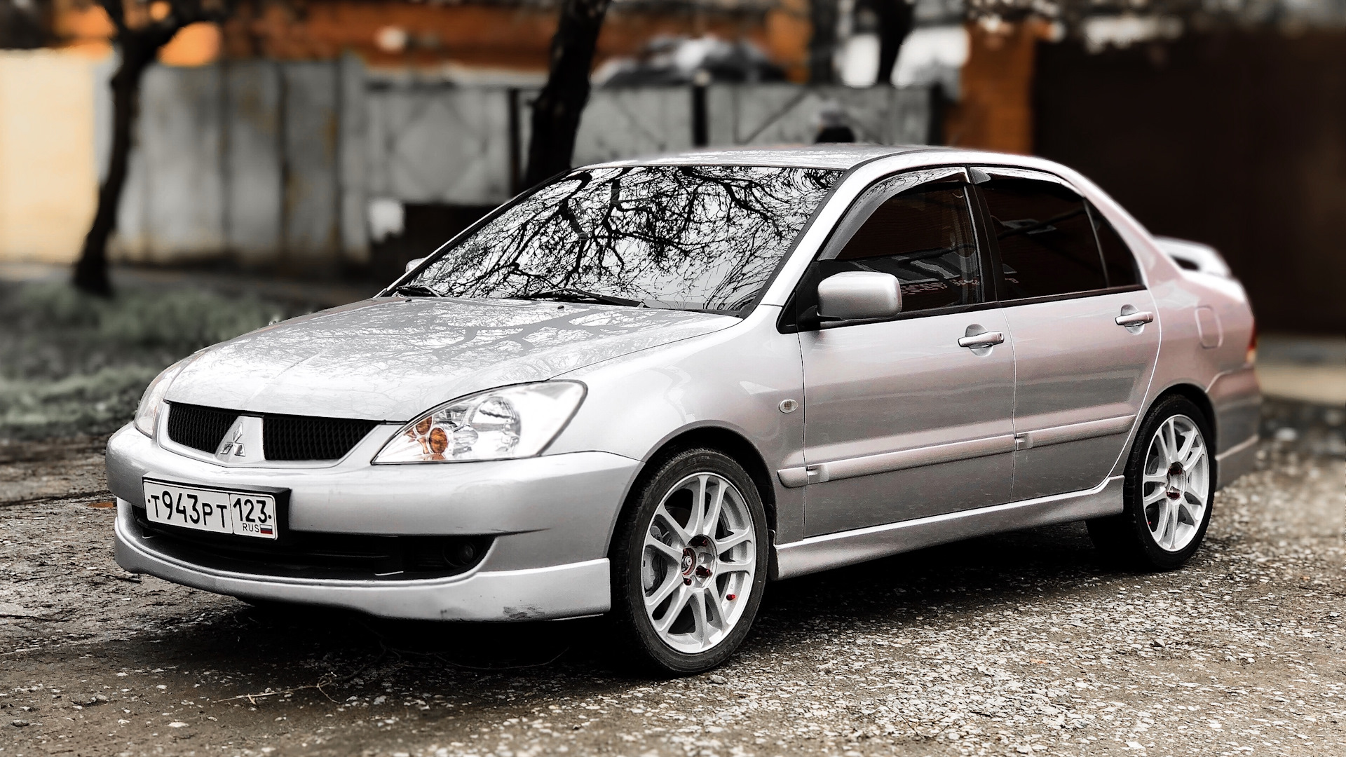 Mitsubishi Lancer IX 1.6 бензиновый 2005 | 