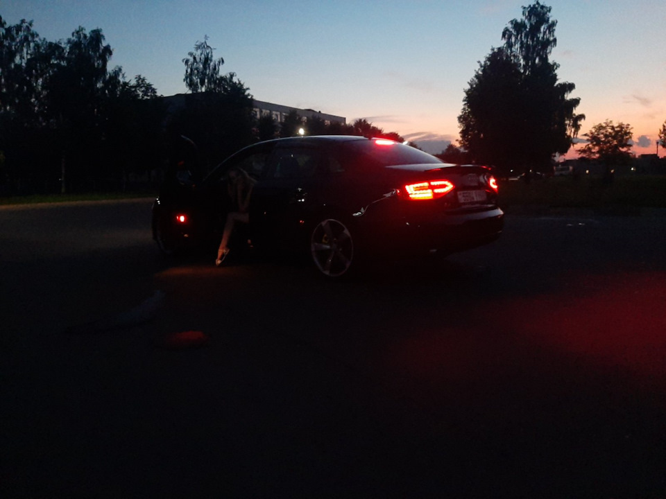 Фото в бортжурнале Audi A4 (B8)