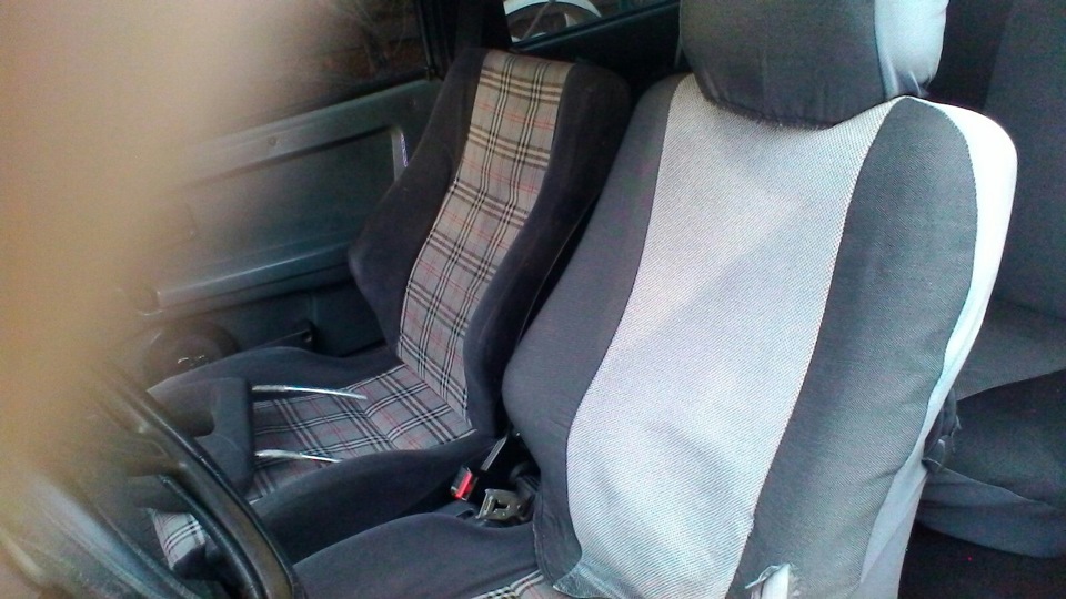 решил поменять чехлы на сидения, было… — DRIVE2