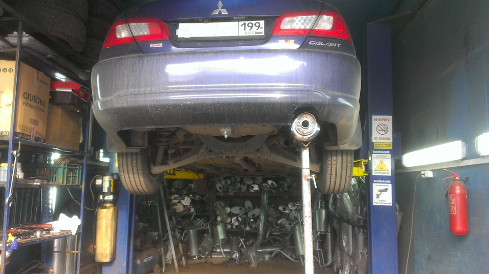 Звук выхлопа (Банка Atiho) — Mitsubishi Galant (9G), 2,4 л, 2008 года ...