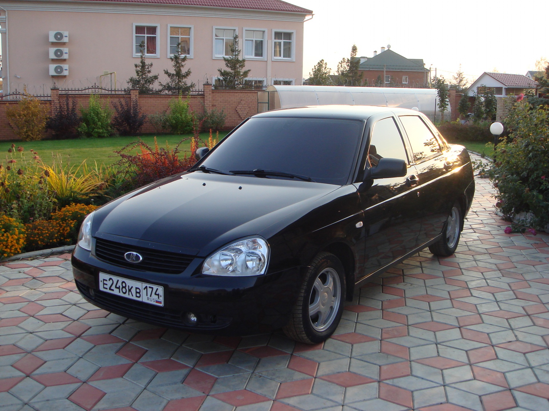 Приора блэк. Lada Priora 2 Black Edition. Лада Приора Блэк. Приора седан Блэк эдишн. Приора седан Black Edition.