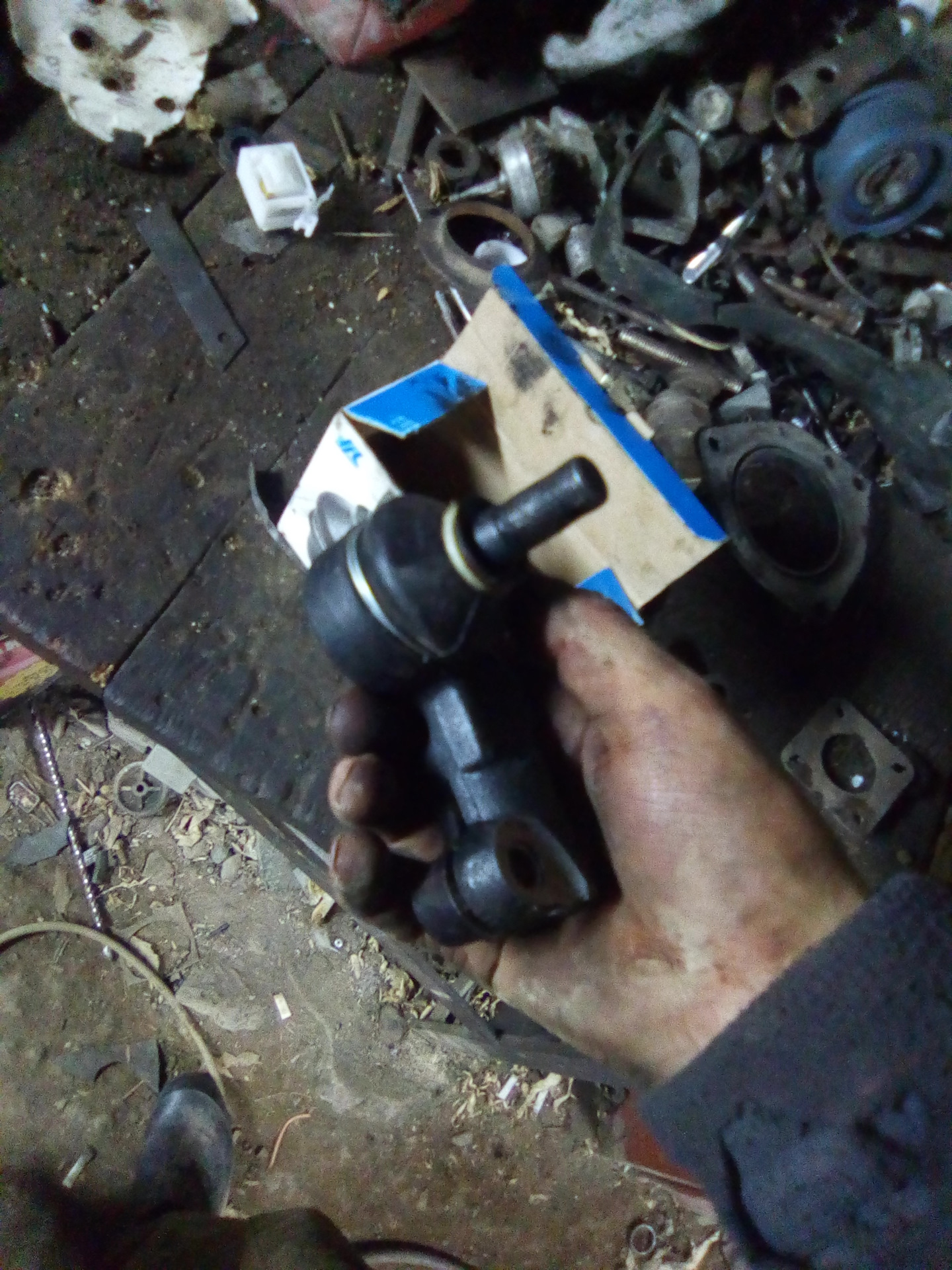 Самодельный инструмент для снятия рулевых наконечников — Lada 21104, 1 ...