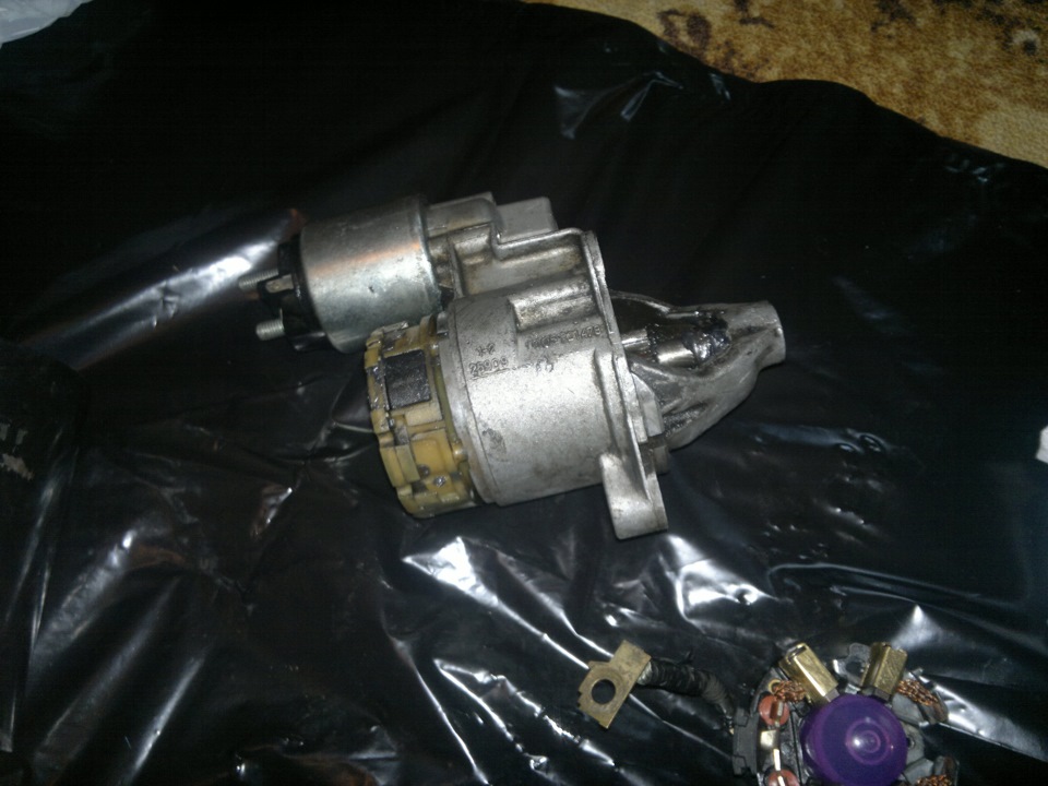 Стартер volkswagen passat b5. Vw jetta 5 клемма стартера. Стартер krauf stb0583ba. Стартер гольф 3. Реле втягивающее стартера пассат б5 1.