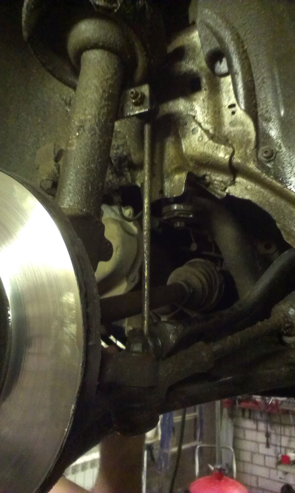 Стук в передней подвески. — Ford Focus Hatchback II, 1,6 л, 2005 года ...