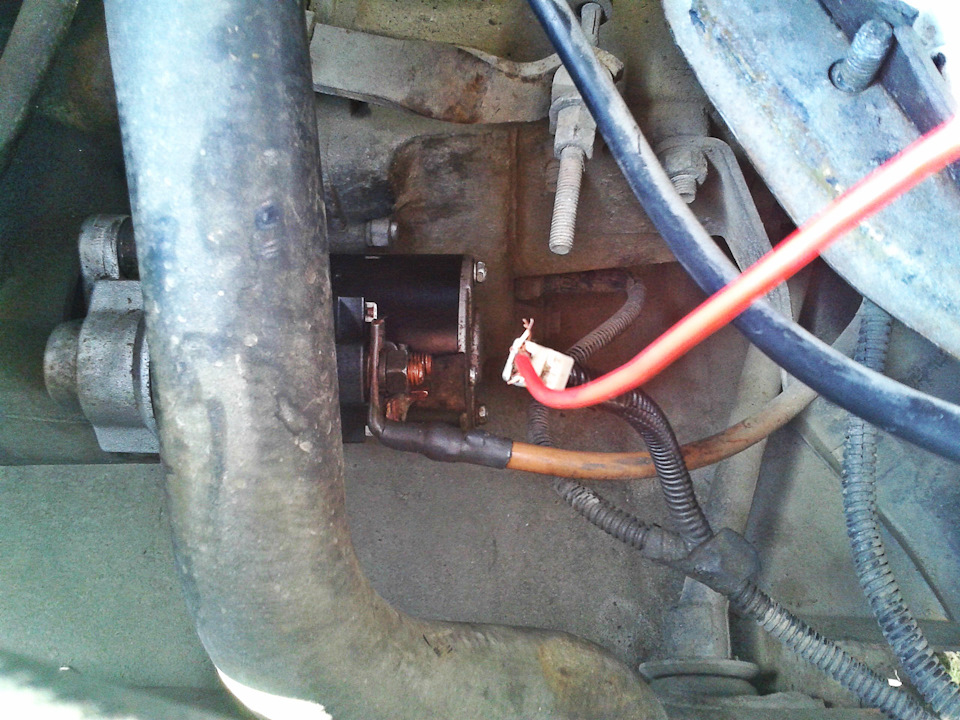 плохо заводится ваз 2110 инжектор 8 клапанов. ваз 21 21 стартер не заводится. заводской стартер 2114. ваз 2107 инжектор реле стартера щелкает. болты крепления стартера ваз 2114.