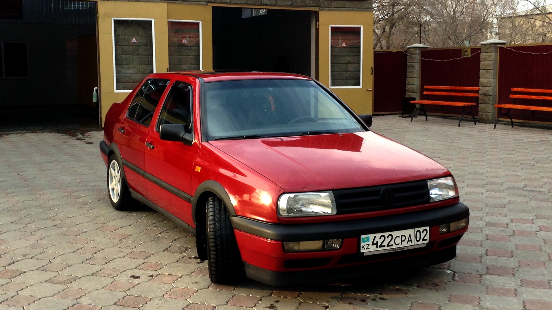 Volkswagen Vento 1 и 8