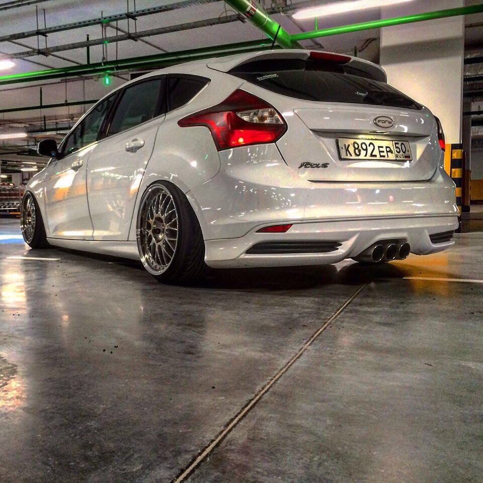 Ford Focus 2 stance универсал