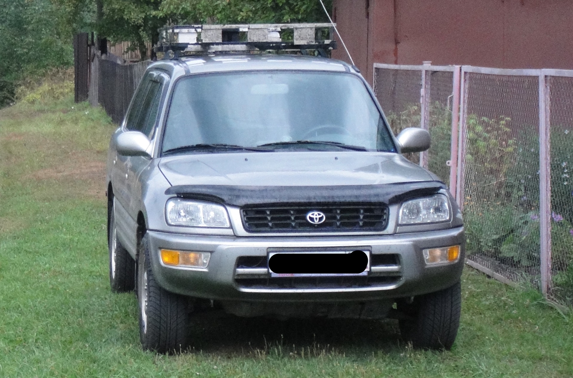    Toyota RAV4 20 2000