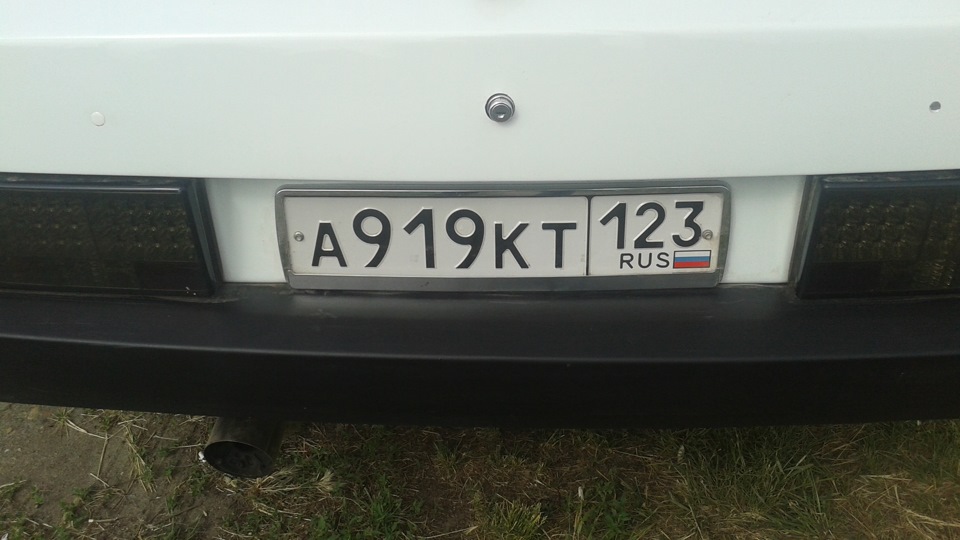 "Колбасит" мотор на низких оборотах — Lada 21083, 1,5 л, 1996 года ...