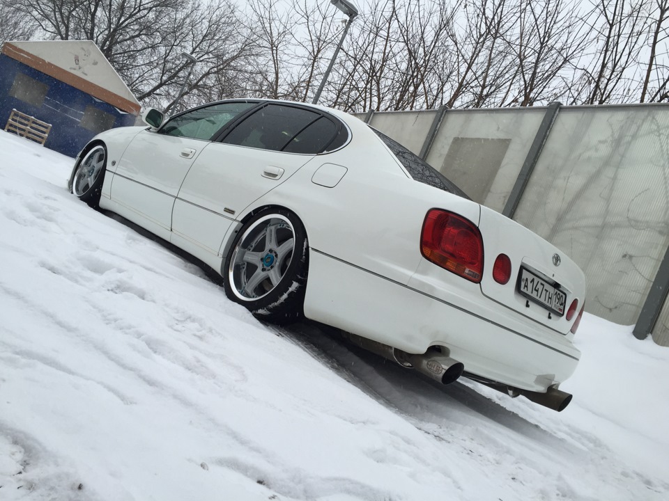 Дром ариста. Toyota Aristo r20. Toyota Aristo r19. Aristo 161 диски. Toyota Aristo диски.