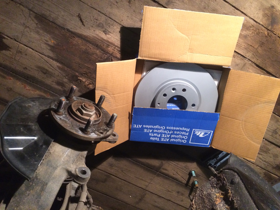 Заменил тормозные диски — Mazda 6 (2G) GH, 2 л, 2011 года | просто так ...