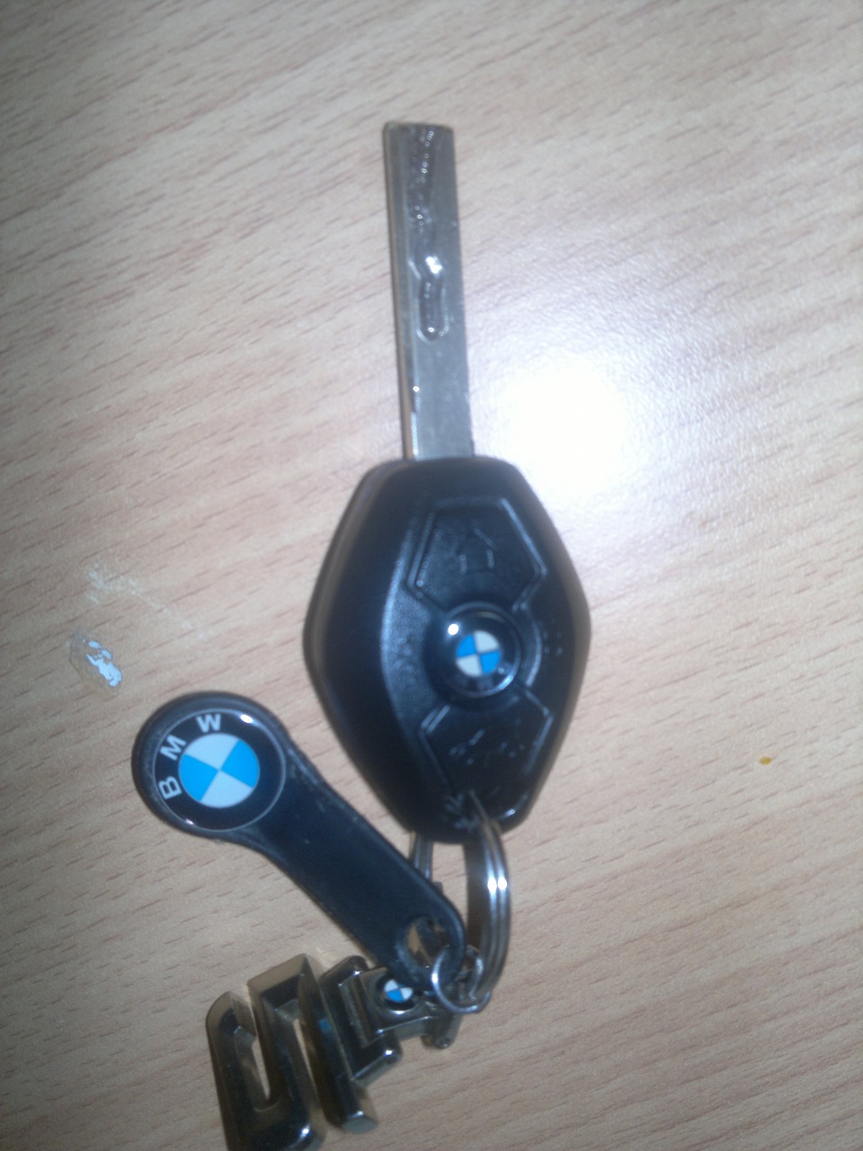 Новый ключ )) — BMW 5 series (E60), 2,5 л, 2004 года | аксессуары | DRIVE2