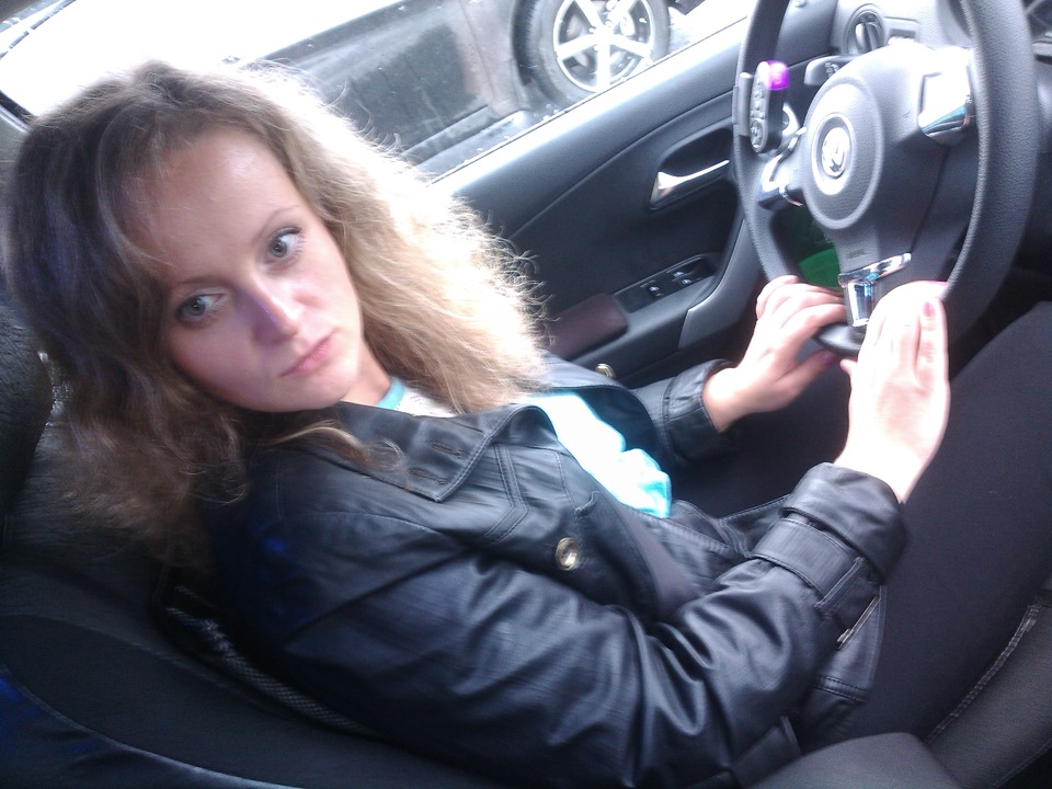 Заимел личного водителя — Volkswagen Polo Sedan, 1,6 л, 2012 года ...