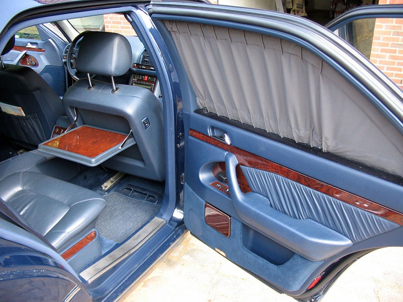 Шторка Mercedes w126