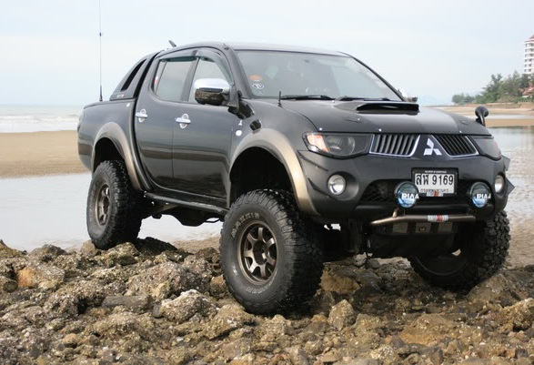 Mitsubishi l200 лифт