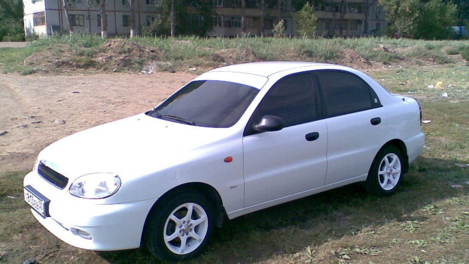 Daewoo lanos такси белый