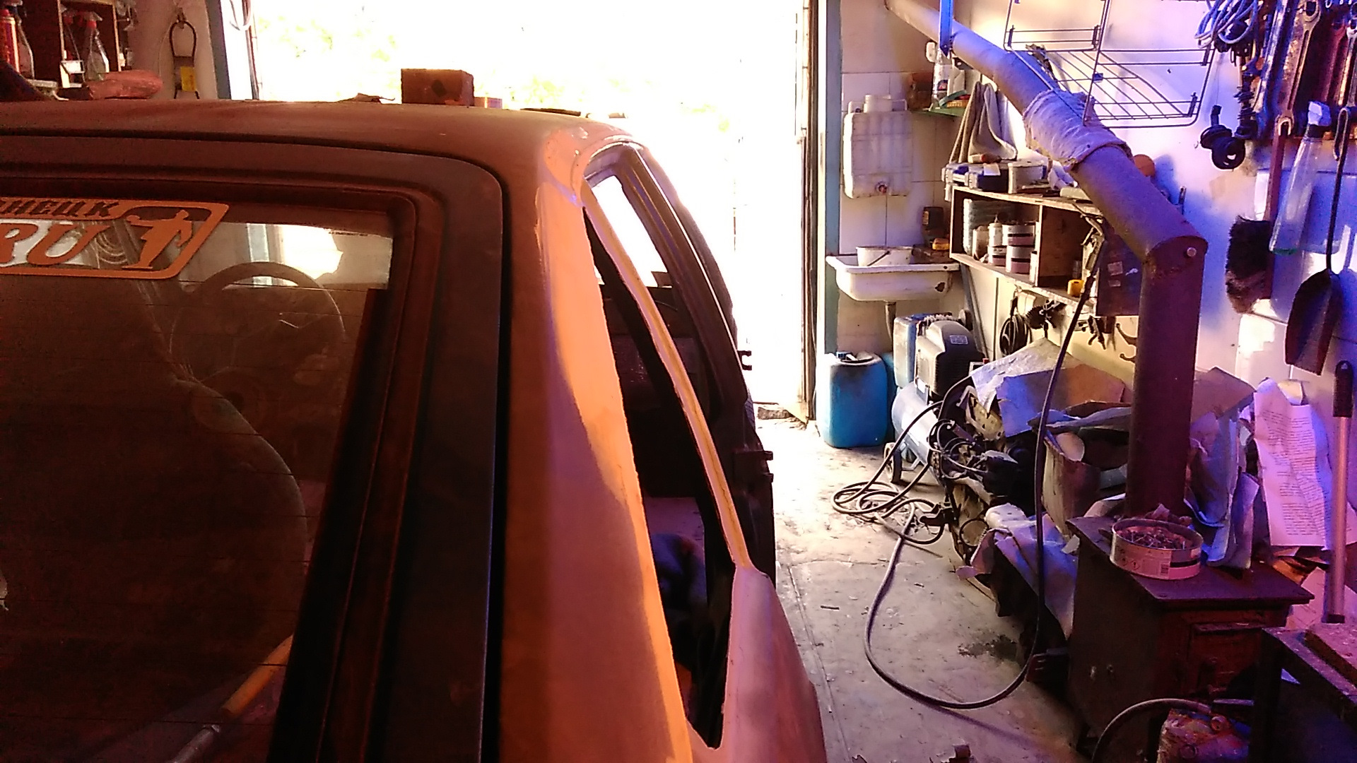 Дабы не было соблазна прикрутить на крышу багажник — Москвич 2141, 2 л ...