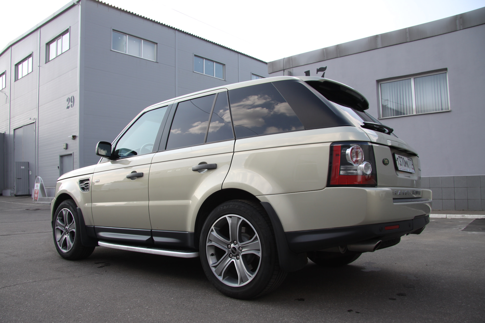 Спорт 2008 год. Где можно ремонтировать range Rover в городе Тбилиси.