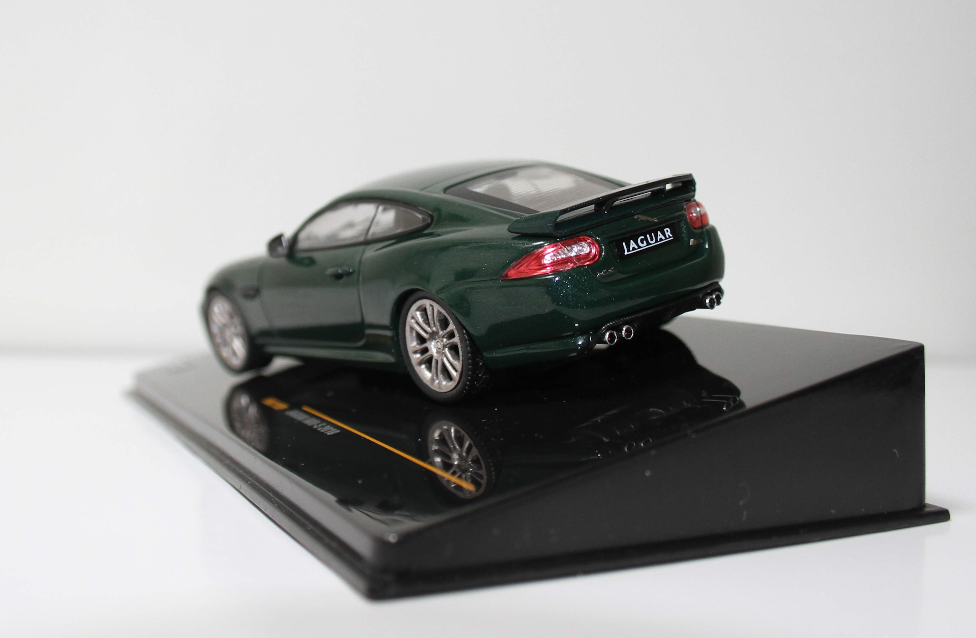 Иксо масштабные модели. 1/43 ixo. Diecast43 ixo ford. Ixo 1/43 ford. Ixo museum bucciali.