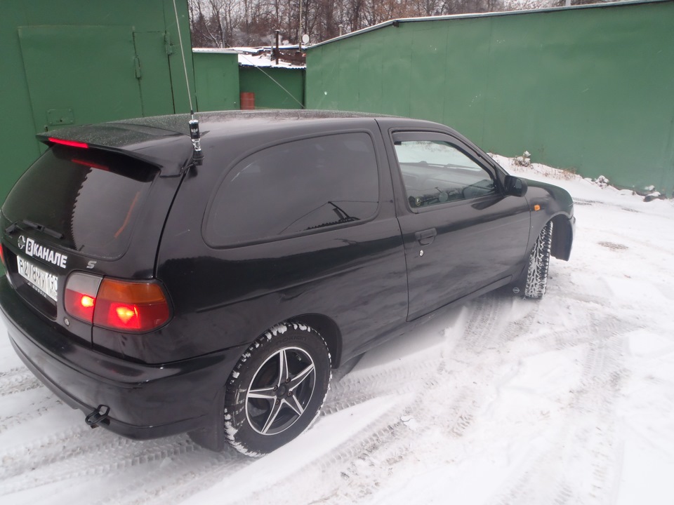 Чем стереть краску? — Nissan Almera I (N15), 1,4 л, 1997 года | шины ...